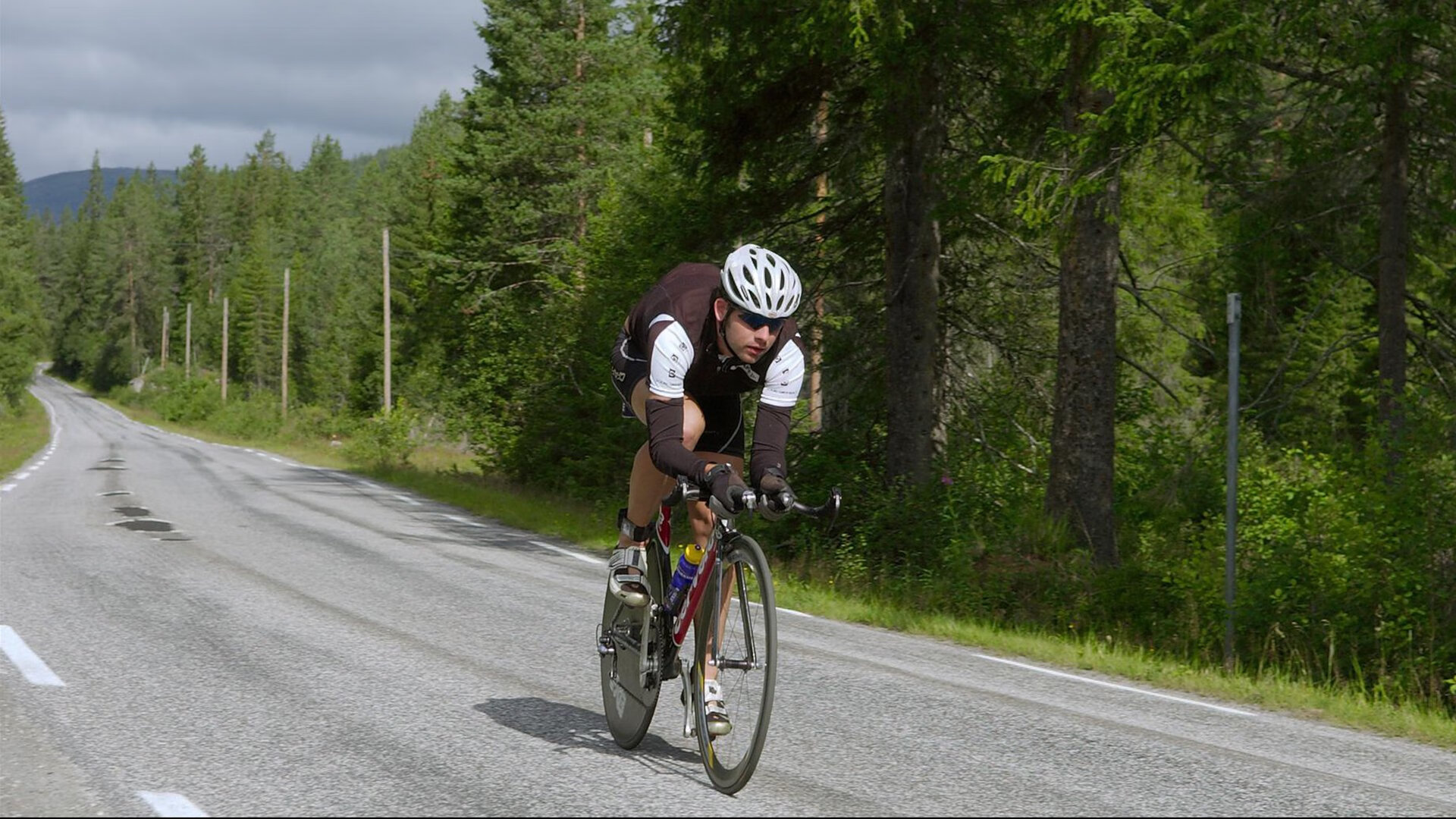 《PUBGMobile》“星际征途”全面开启，线上线下同步引爆热潮